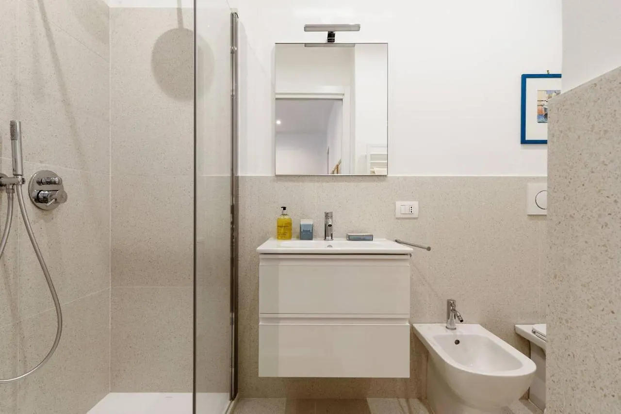 Apartment Amazing Studio With Botanic Touch In The Center Milan
